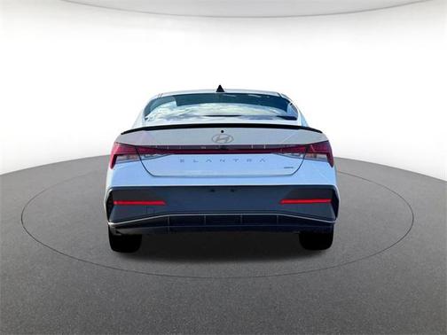 2025 Hyundai ELANTRA HEV SEL Sport