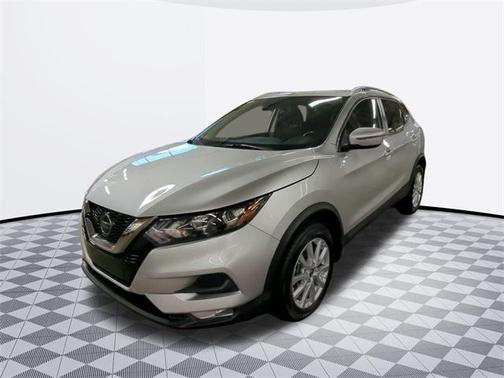 2022 Nissan Rogue Sport SV