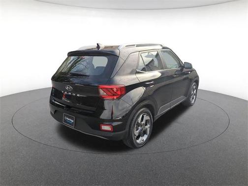 2022 Hyundai VENUE SEL