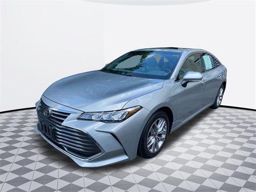 2022 Toyota Avalon XLE
