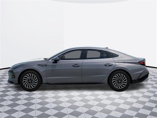 2025 Hyundai SONATA Hybrid SE