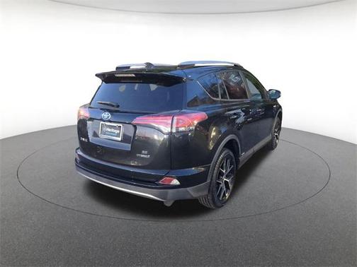 2017 Toyota RAV4 Hybrid SE