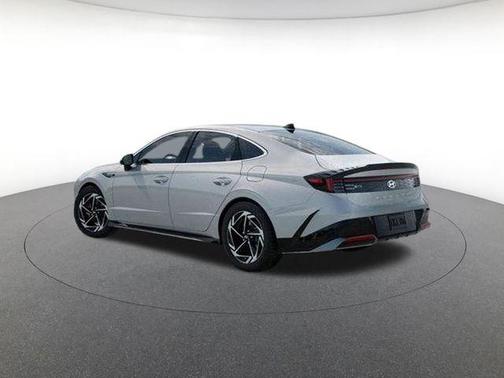 2026 Hyundai SONATA SEL