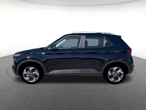 Onyx Black 2026 Hyundai VENUE SEL