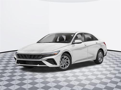 2025 Hyundai ELANTRA SEL