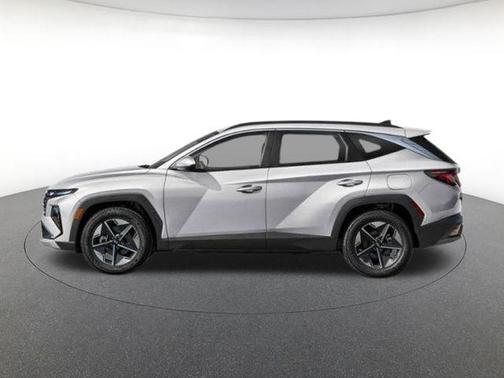 White Pearl 2026 Hyundai TUCSON SEL Plus