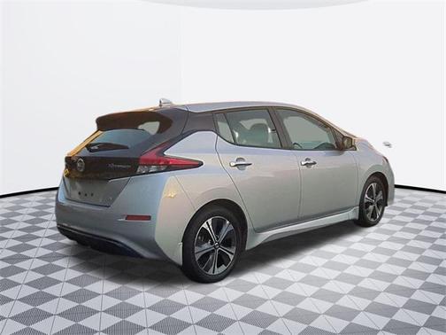 2022 Nissan Leaf SV 40 kWh