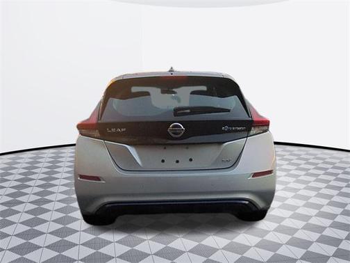 2022 Nissan Leaf SV 40 kWh