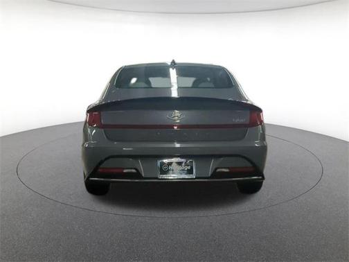 2022 Hyundai SONATA Hybrid SE