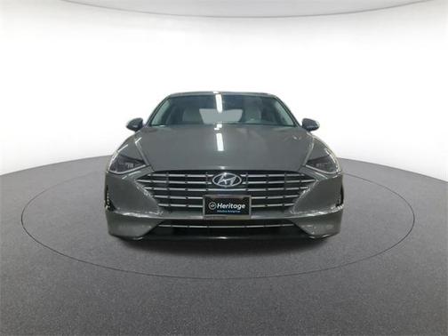 2022 Hyundai SONATA Hybrid SE