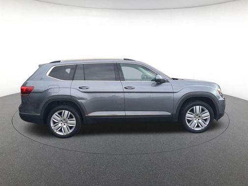 Platinum Gray Metallic 2018 Volkswagen Atlas 3.6L SEL Premium