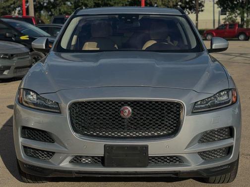 2018 Jaguar F-PACE 25t Prestige