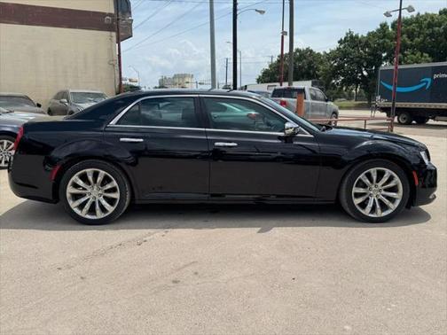 2015 Chrysler 300C Base