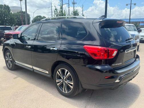 2020 Nissan Pathfinder Platinum 4WD