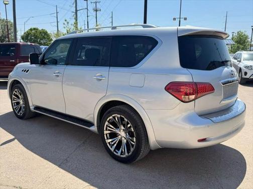 2017 INFINITI QX80 Base