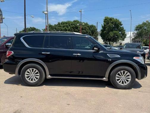 2017 Nissan Armada SV