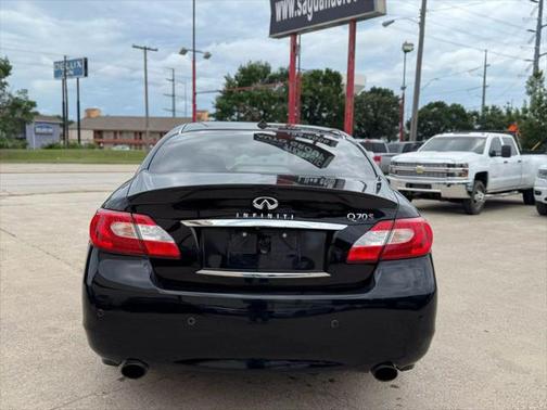 2014 INFINITI Q70 3.7