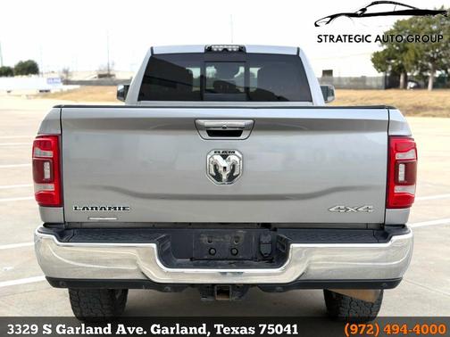 2020 RAM 3500 Laramie Crew Cab 4x4 8' Box