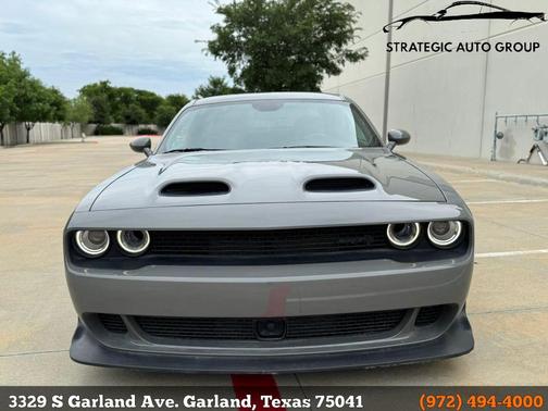 Pitch Black Clearcoat 2020 Dodge Challenger SXT