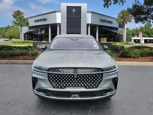 LUSTROUS GRAY METALLIC 2025 Lincoln Nautilus PREMIERE