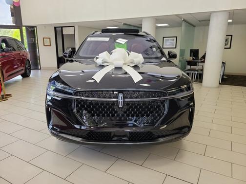 INFINITE BLACK MET CC 2025 Lincoln Nautilus BLACK LABEL