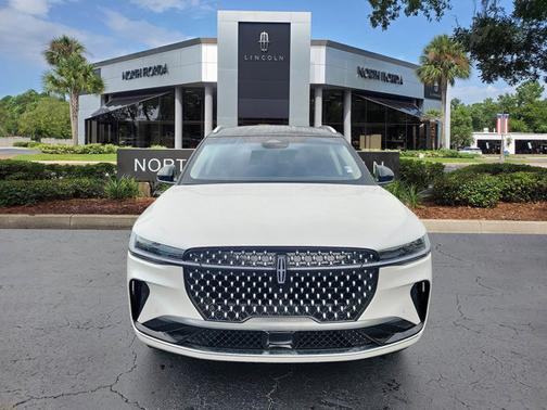WHITE PLATINUM MET 3C 2024 Lincoln Nautilus RESERVE