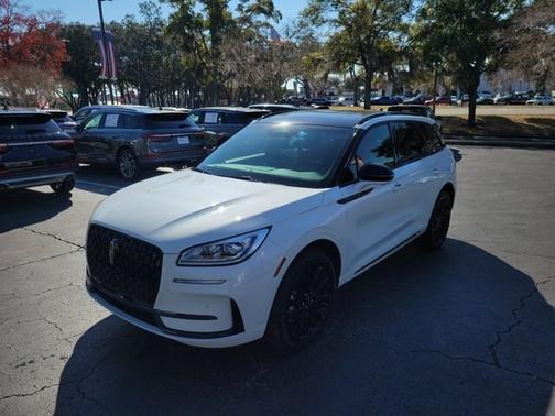 PRISTINE WHITE MET 3C 2023 Lincoln Corsair RESERVE