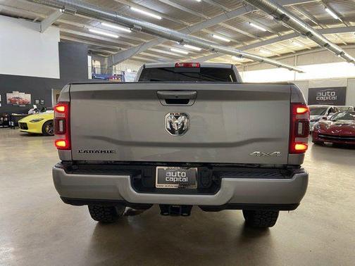 Billet Silver Metallic Clearcoat 2022 RAM 2500 Laramie Crew Cab 4x4 6'4' Box