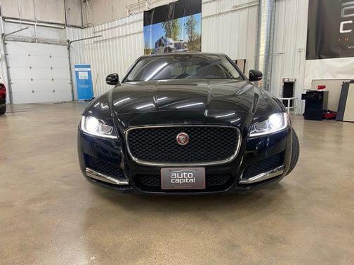 2018 Jaguar XF 25t
