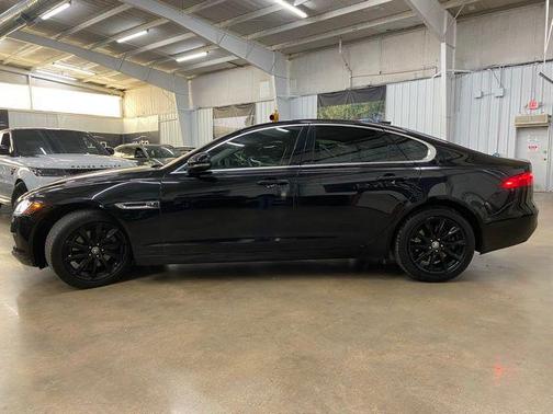 2018 Jaguar XF 25t
