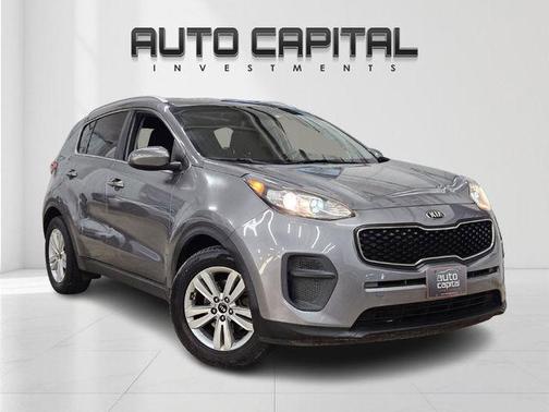 Mineral Silver 2017 Kia Sportage LX