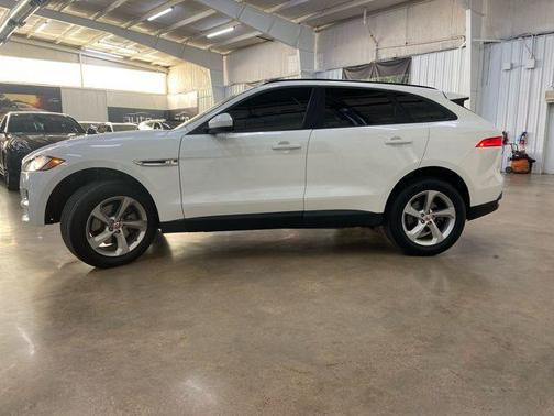 2018 Jaguar F-PACE 30t Premium
