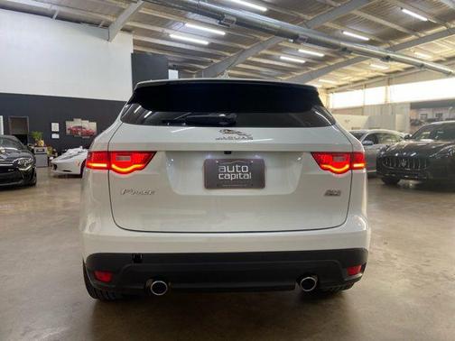 2018 Jaguar F-PACE 30t Premium