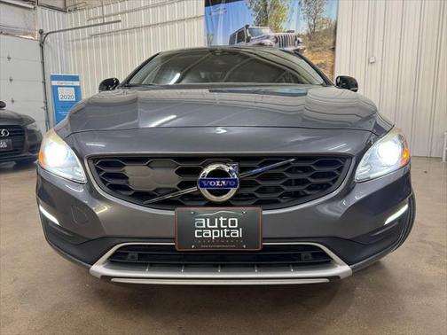 2017 Volvo S60 Cross Country T5