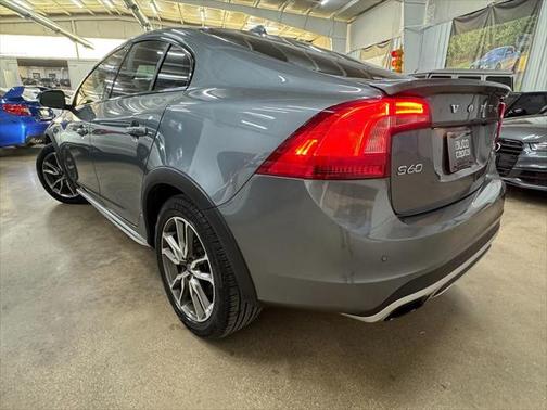 2017 Volvo S60 Cross Country T5