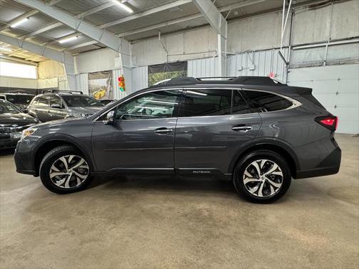 2022 Subaru Outback Touring