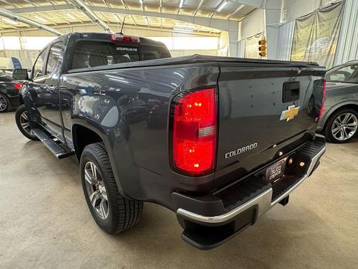 2017 Chevrolet Colorado LT