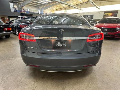 2014 Tesla Model S 85