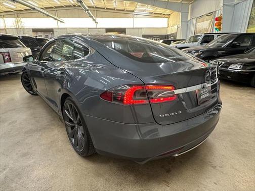 2014 Tesla Model S 85