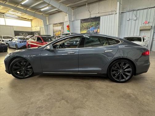 2014 Tesla Model S 85