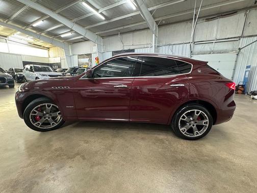 2017 Maserati Levante S
