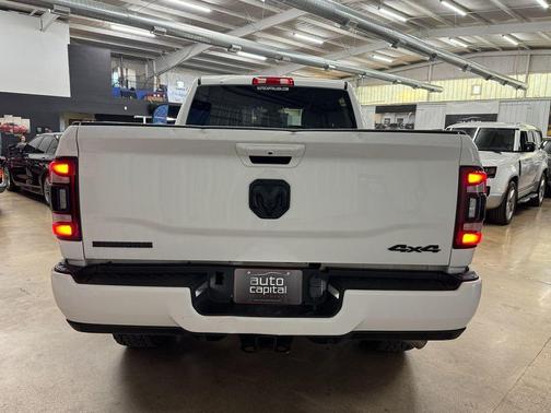 Bright White Clearcoat 2021 RAM 2500 Big Horn Crew Cab 4x4 6'4' Box