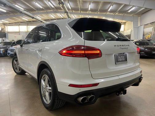 2016 Porsche Cayenne Cayenne