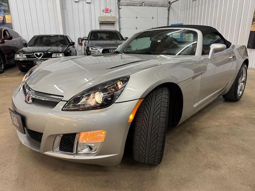 2008 Saturn Sky Red Line