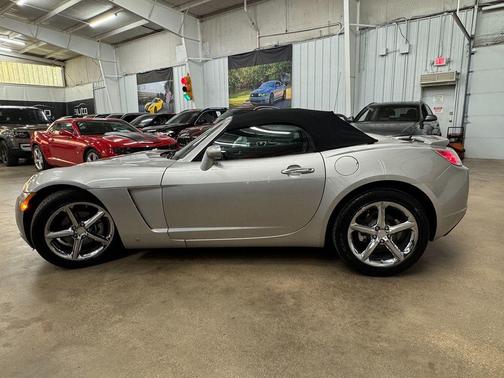 2008 Saturn Sky Red Line