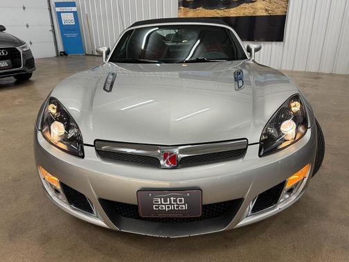 2008 Saturn Sky Red Line