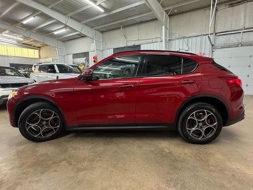 2018 Alfa Romeo Stelvio Ti Sport