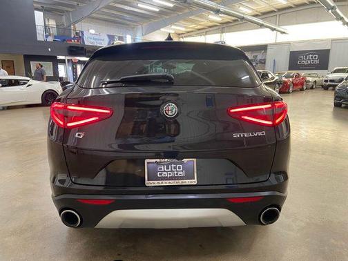 2019 Alfa Romeo Stelvio Ti Sport
