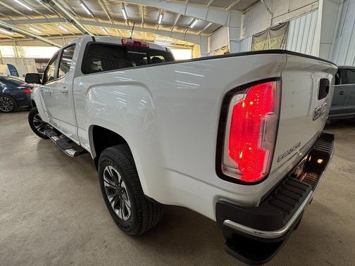 2017 GMC Canyon SLE