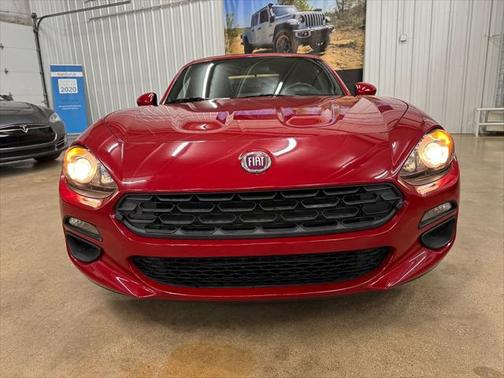 2017 FIAT 124 Spider Base